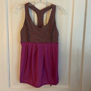 Lululemon tank with built in bra, cinchable bottom